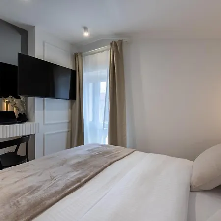 Apartment Palace Luxury